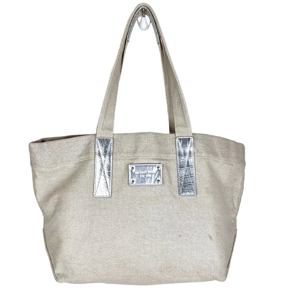 Michael Kors Chic Tote Beige Silver Canvas Shopper Bag